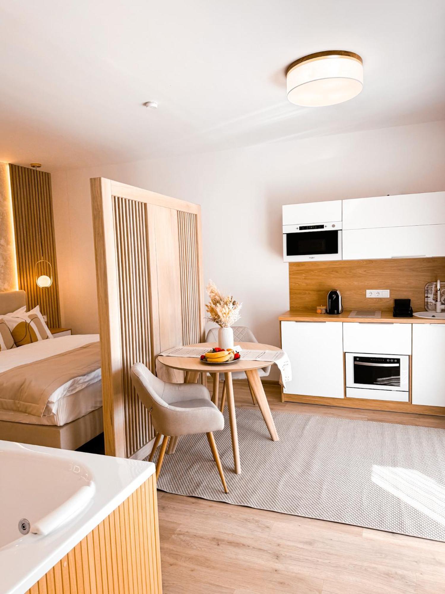 Twin Premium Apartman Tihany Esterno foto