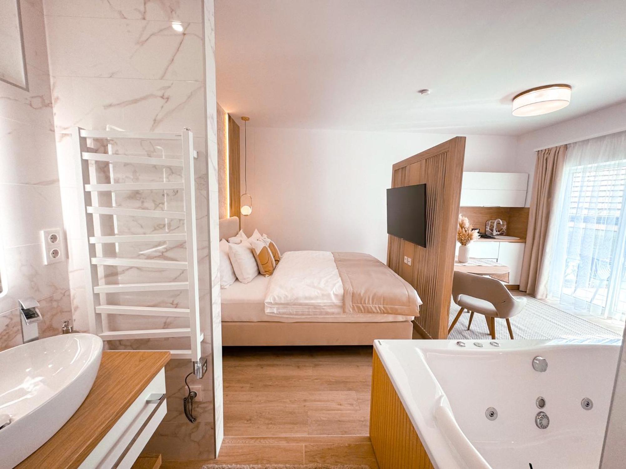 Twin Premium Apartman Tihany Esterno foto